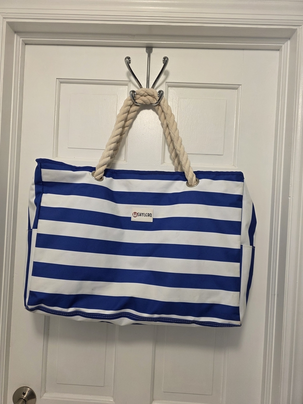 SHYLERO Blue and White Striped Rope-Handle Beach Tote